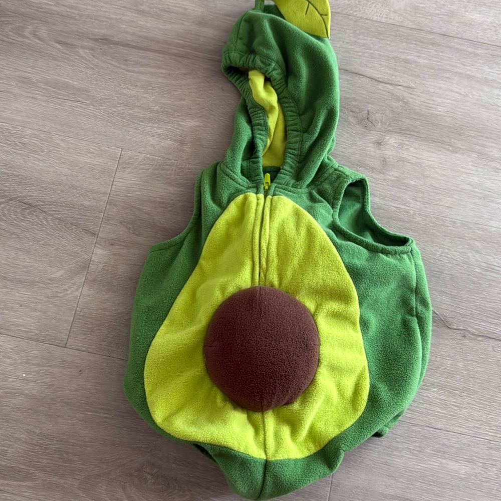 Avocado baby costume 3-6 months